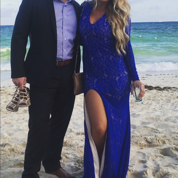 Blue lace formal dress - Picture 2 of 2